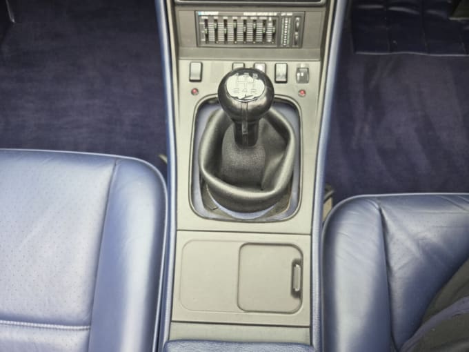 2025 Porsche 944