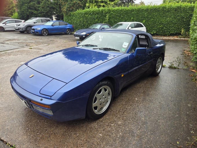 2025 Porsche 944