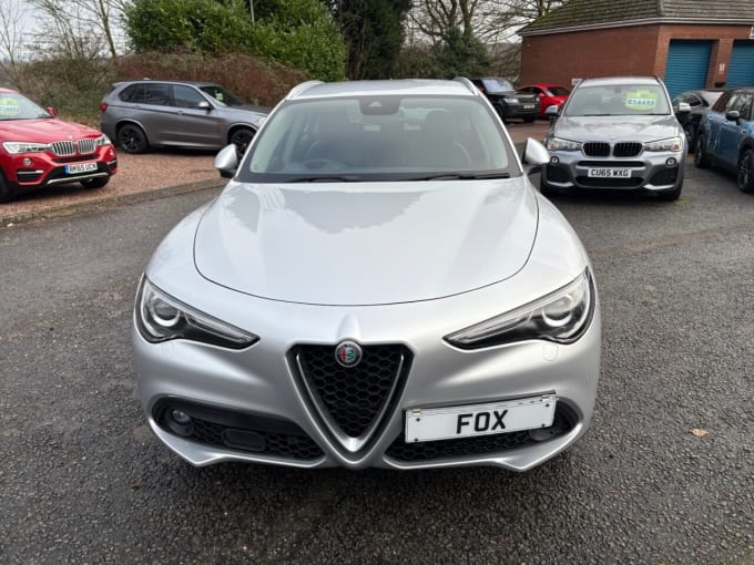 2025 Alfa Romeo Stelvio