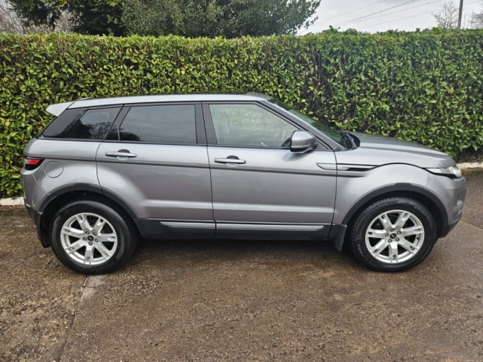 2025 Land Rover Range Rover Evoque