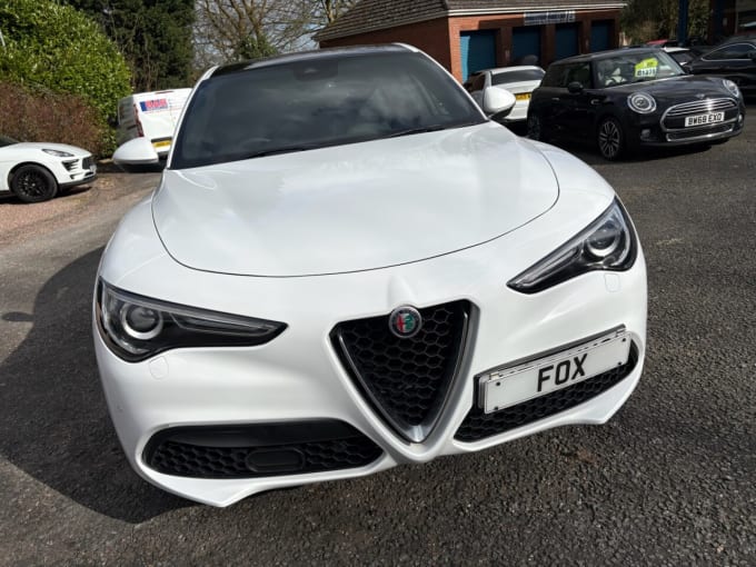 2025 Alfa Romeo Stelvio
