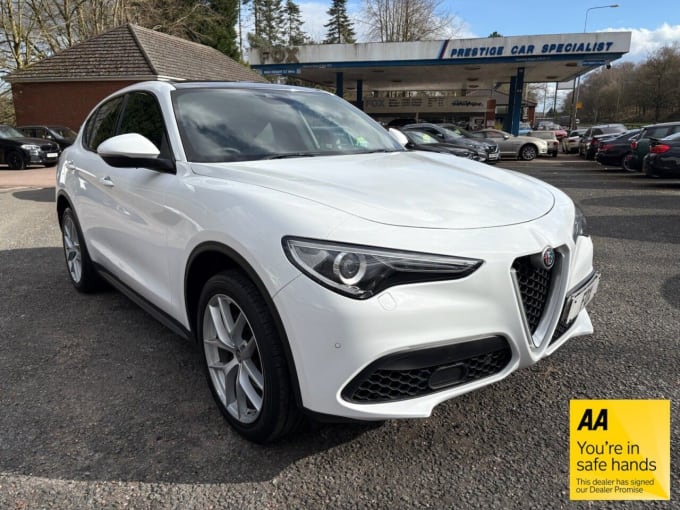 2025 Alfa Romeo Stelvio