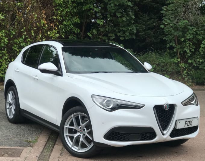 2025 Alfa Romeo Stelvio