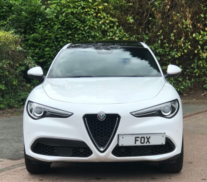 2025 Alfa Romeo Stelvio