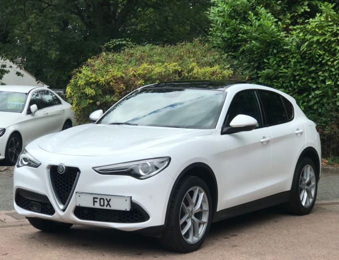 2025 Alfa Romeo Stelvio