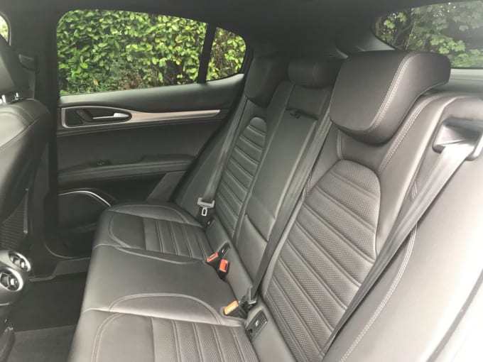 2025 Alfa Romeo Stelvio