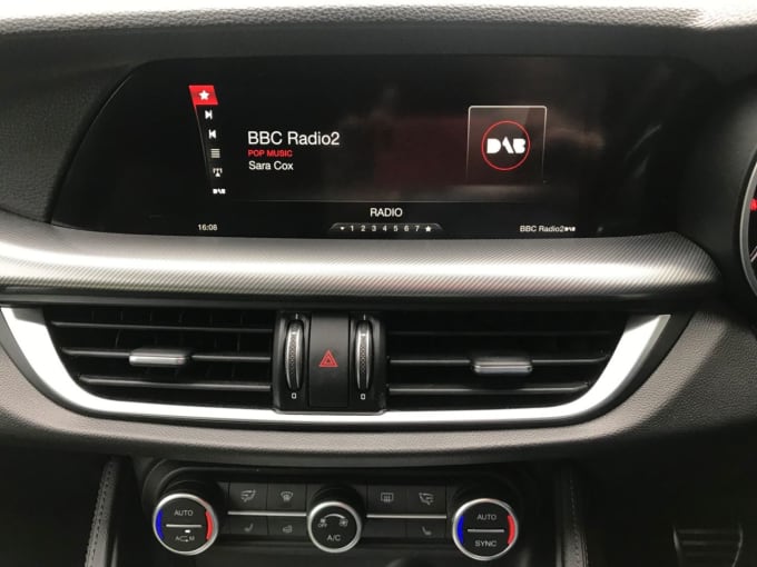 2025 Alfa Romeo Stelvio