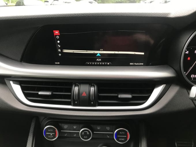 2025 Alfa Romeo Stelvio