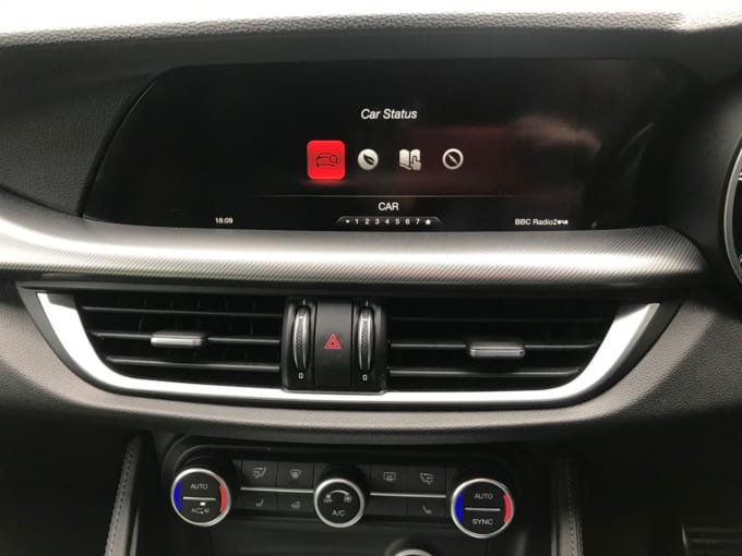 2025 Alfa Romeo Stelvio
