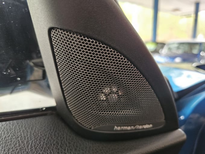 2025 BMW M2