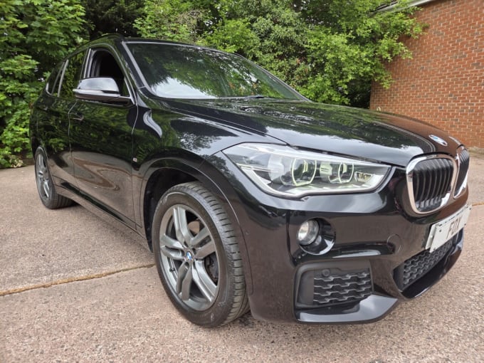 2025 BMW X1