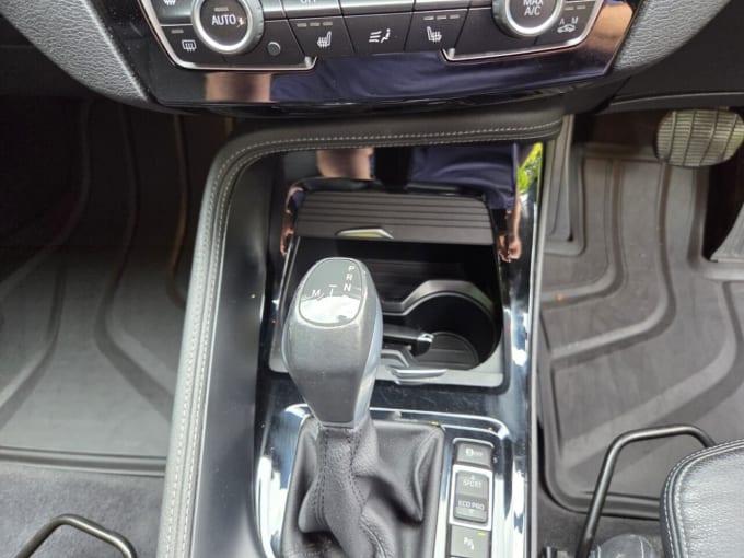 2025 BMW X1