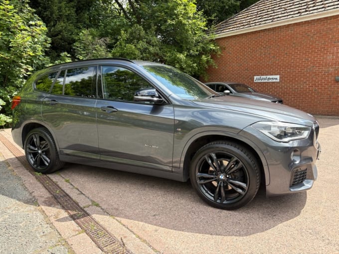 2025 BMW X1