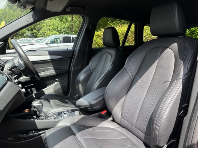 2025 BMW X1