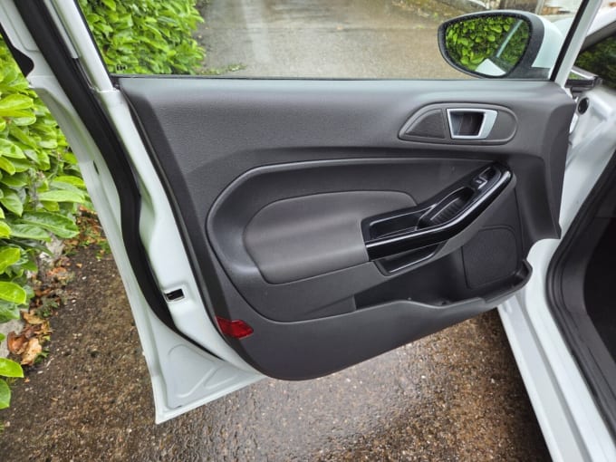 2025 Ford Fiesta