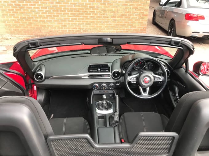 2025 Fiat 124