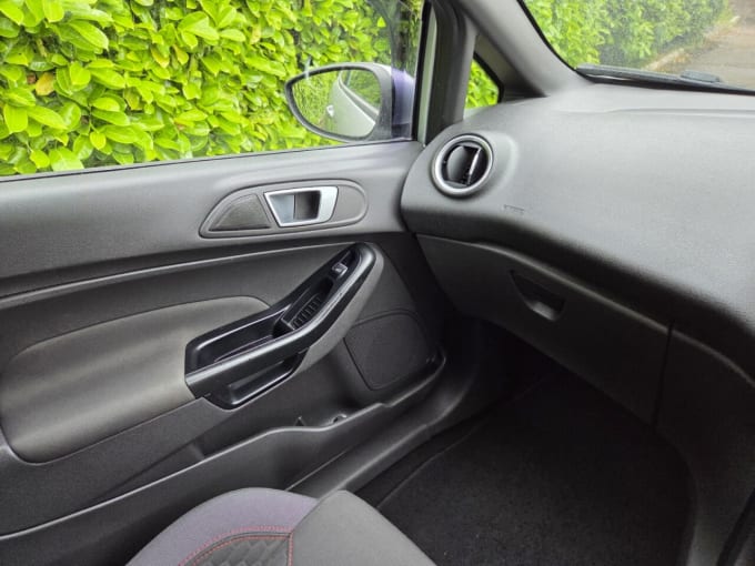 2025 Ford Fiesta