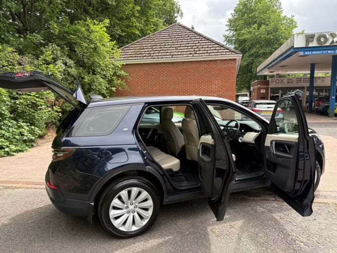 2025 Land Rover Discovery Sport