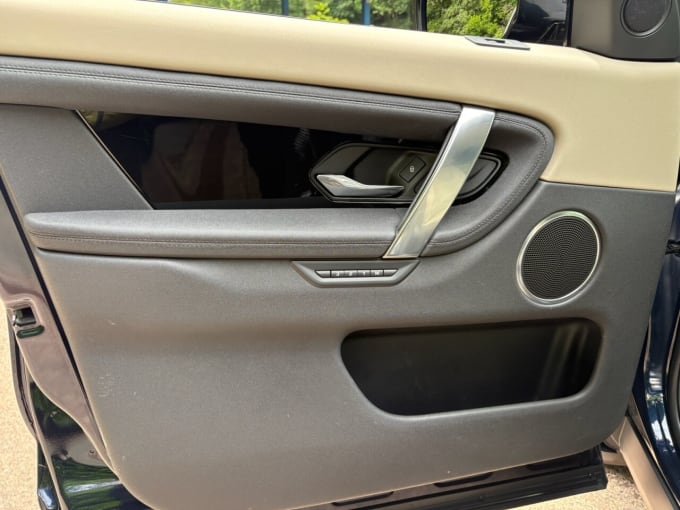 2025 Land Rover Discovery Sport