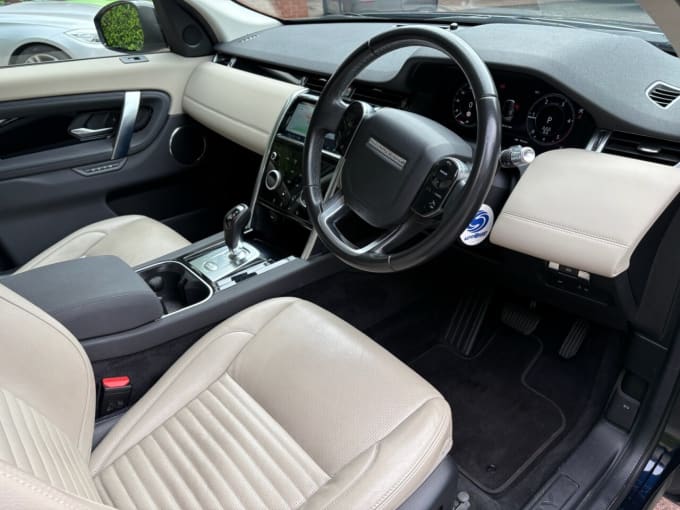 2025 Land Rover Discovery Sport