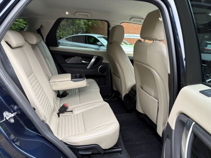 2025 Land Rover Discovery Sport