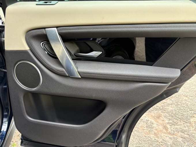 2025 Land Rover Discovery Sport