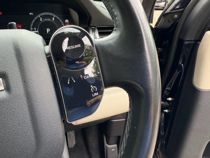 2025 Land Rover Discovery Sport