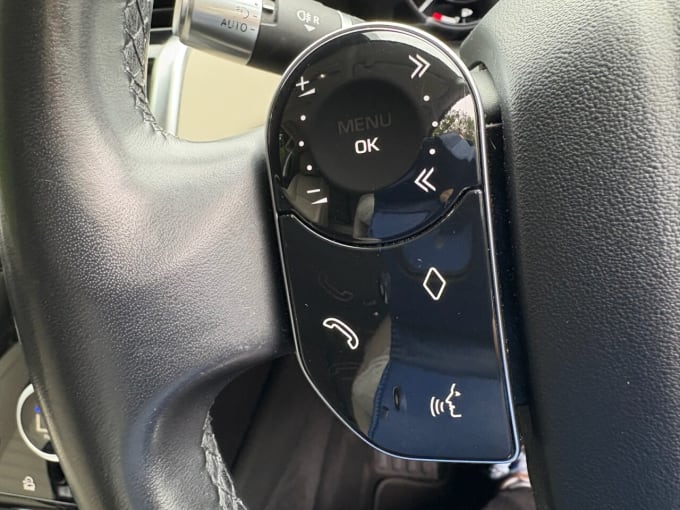 2025 Land Rover Discovery Sport