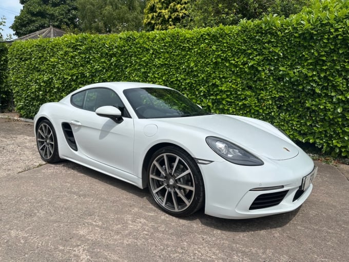 2025 Porsche 718 Cayman