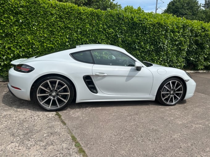 2025 Porsche 718 Cayman