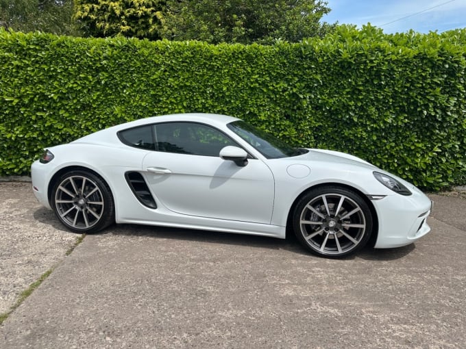 2025 Porsche 718 Cayman