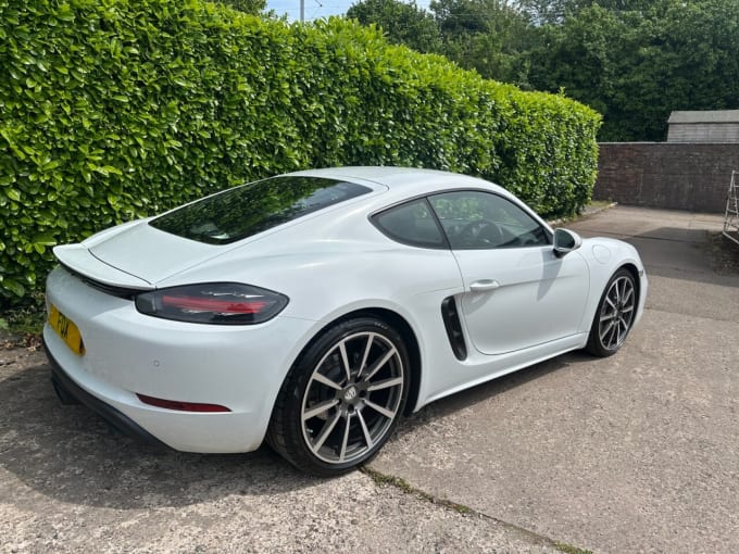 2025 Porsche 718 Cayman