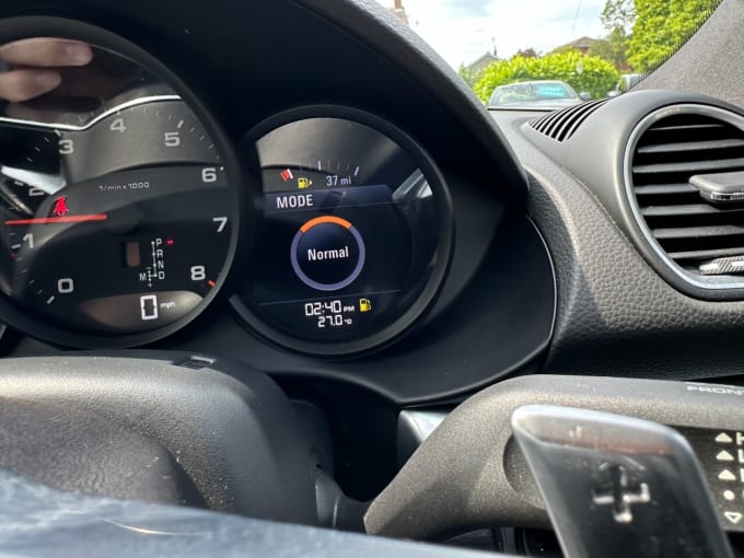 2025 Porsche 718 Cayman