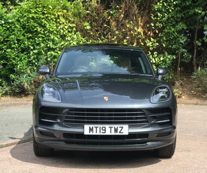 2025 Porsche Macan
