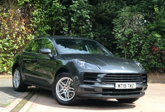 2025 Porsche Macan