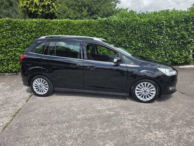2025 Ford Grand C-max