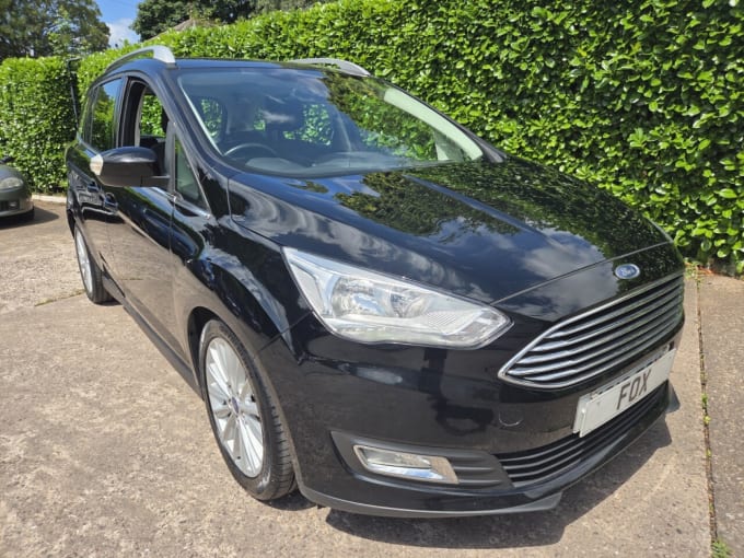 2025 Ford Grand C-max