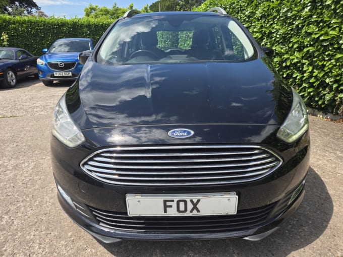 2025 Ford Grand C-max