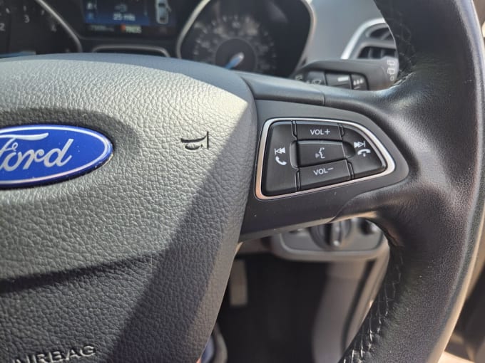 2025 Ford Grand C-max