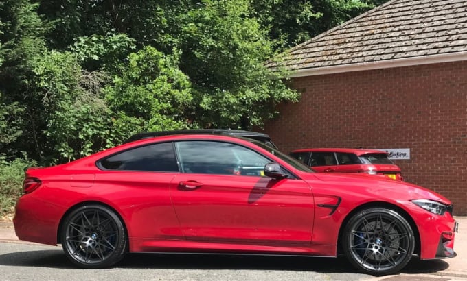 2025 BMW M4