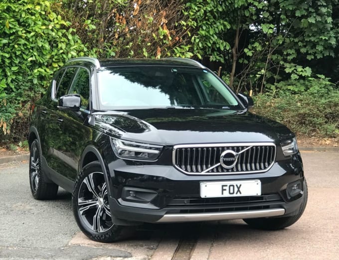 2025 Volvo Xc40