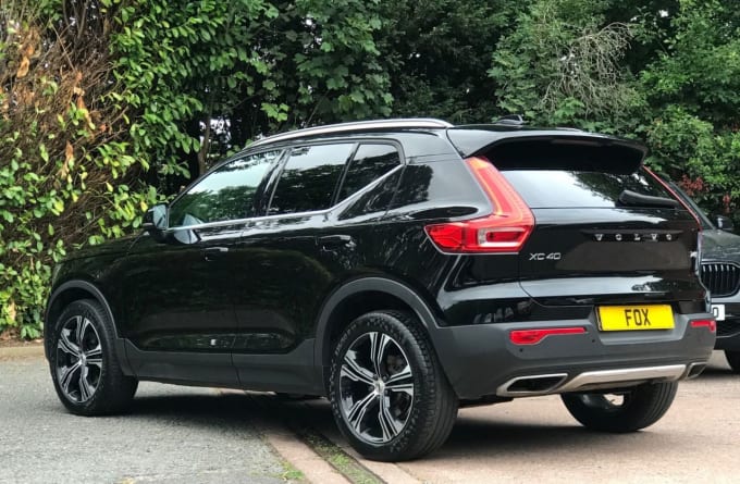 2025 Volvo Xc40