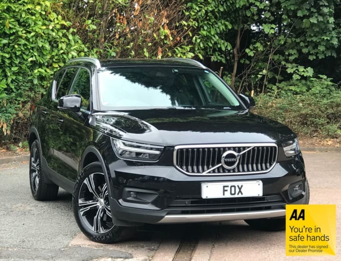 2025 Volvo Xc40