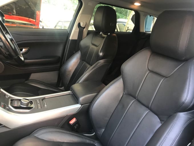 2025 Land Rover Range Rover Evoque