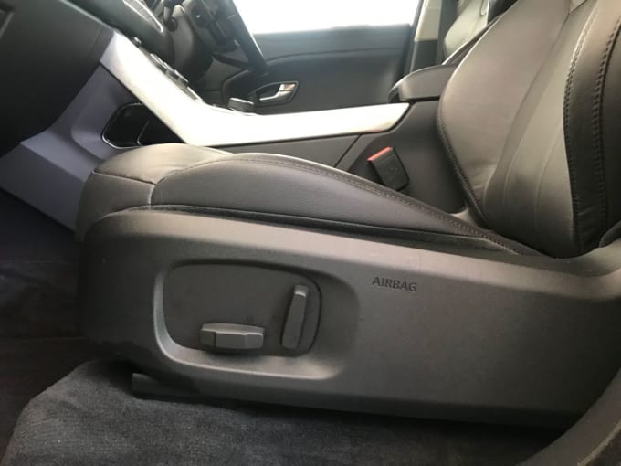 2025 Land Rover Range Rover Evoque