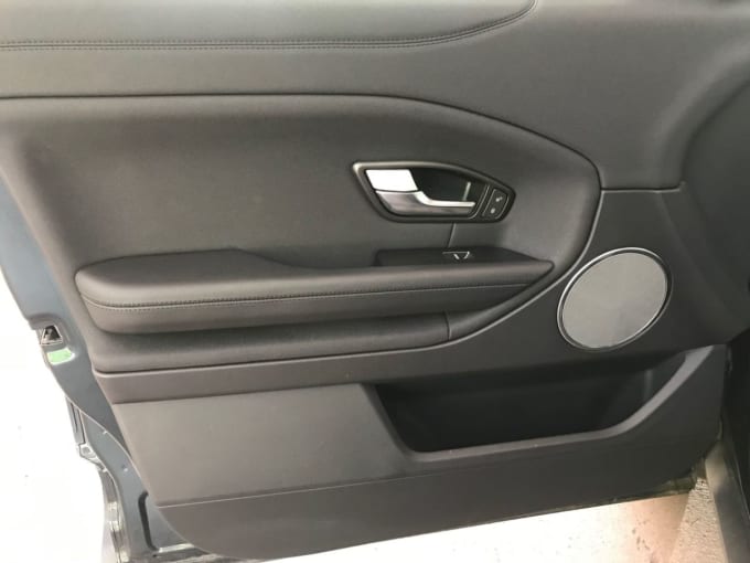 2025 Land Rover Range Rover Evoque