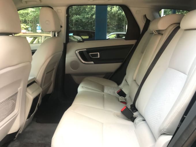 2025 Land Rover Discovery Sport