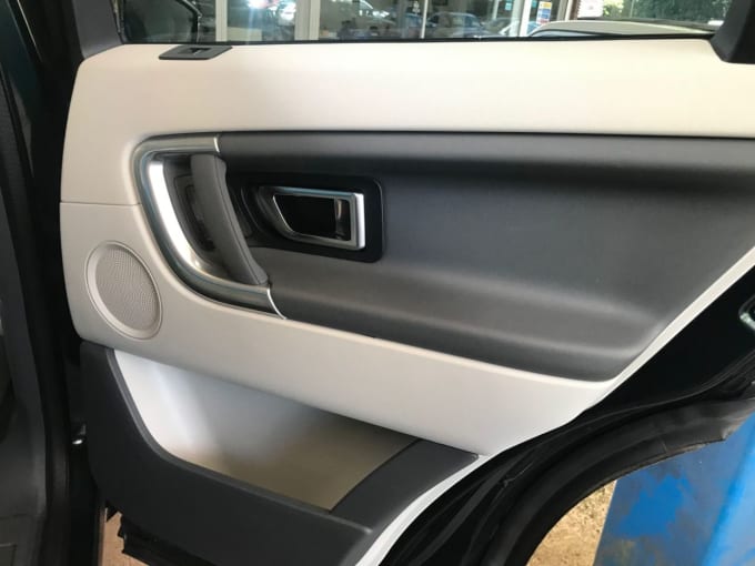 2025 Land Rover Discovery Sport