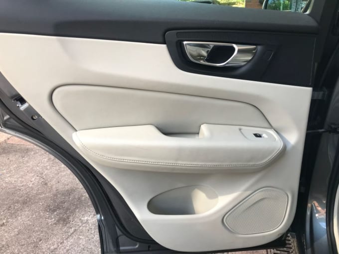 2025 Volvo Xc60