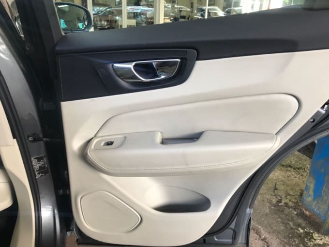 2025 Volvo Xc60